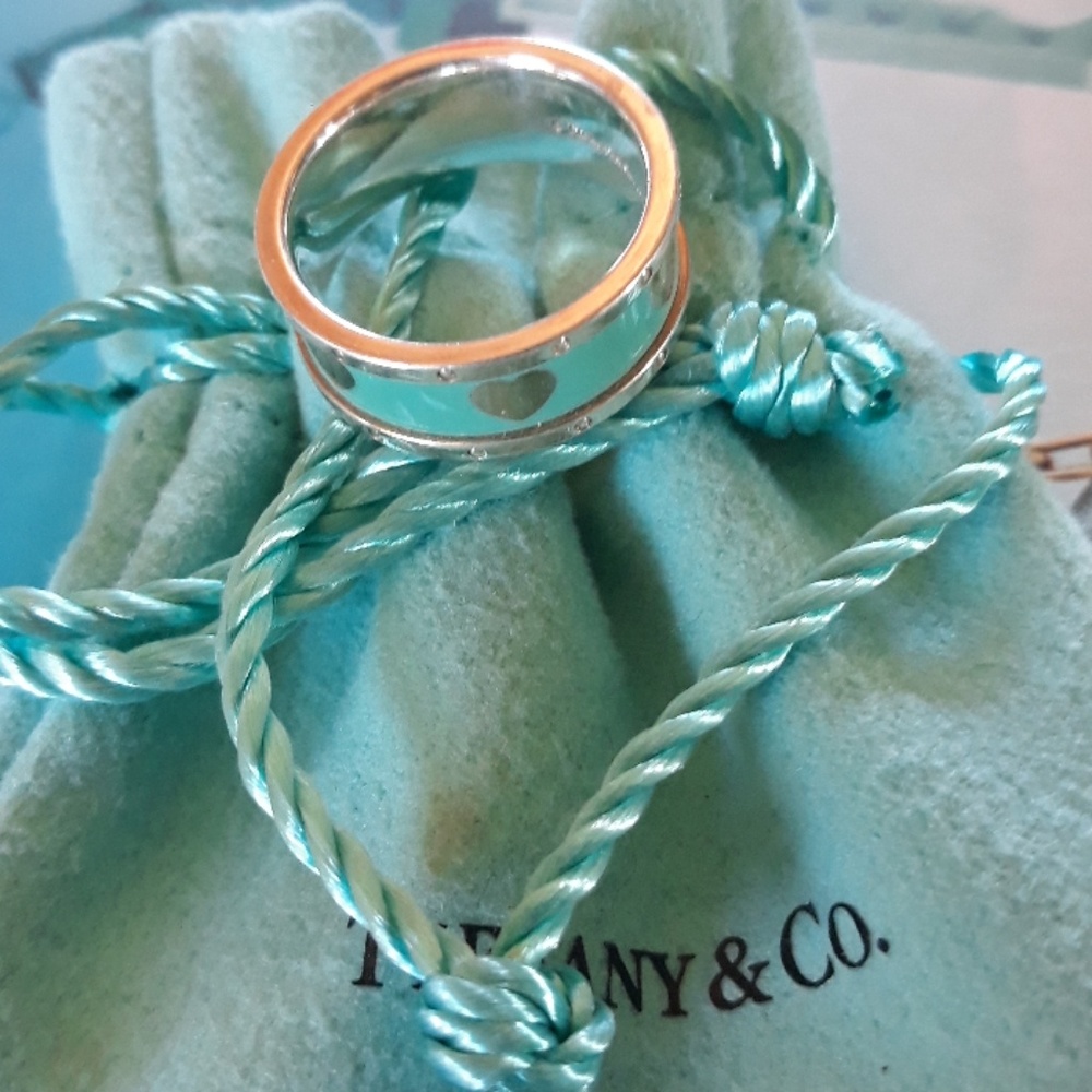 Tiffany love ring